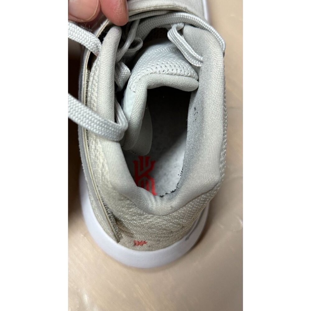 Nike Kyrie 2-Summer Pack Light Bone/white 819583-001 - Picture 8 of 13